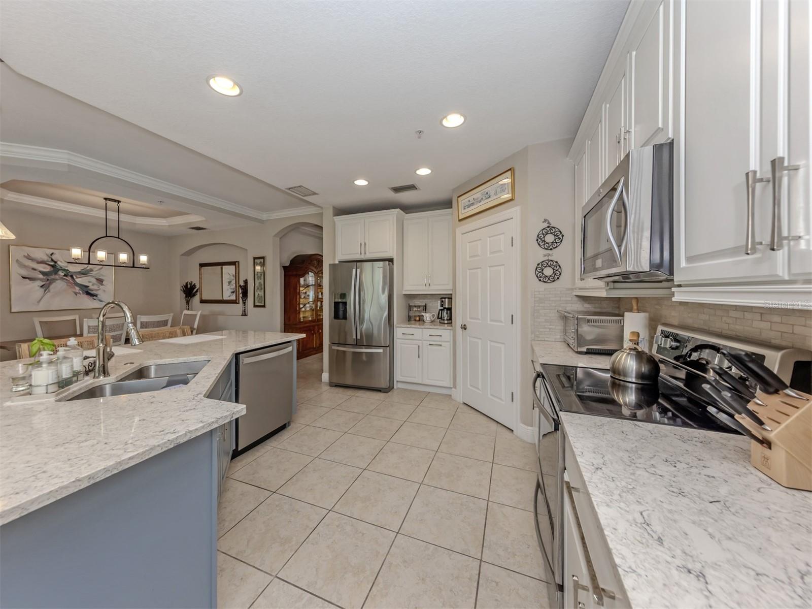 CAPPELLO II AT VENETIAN GOLF & - Residential