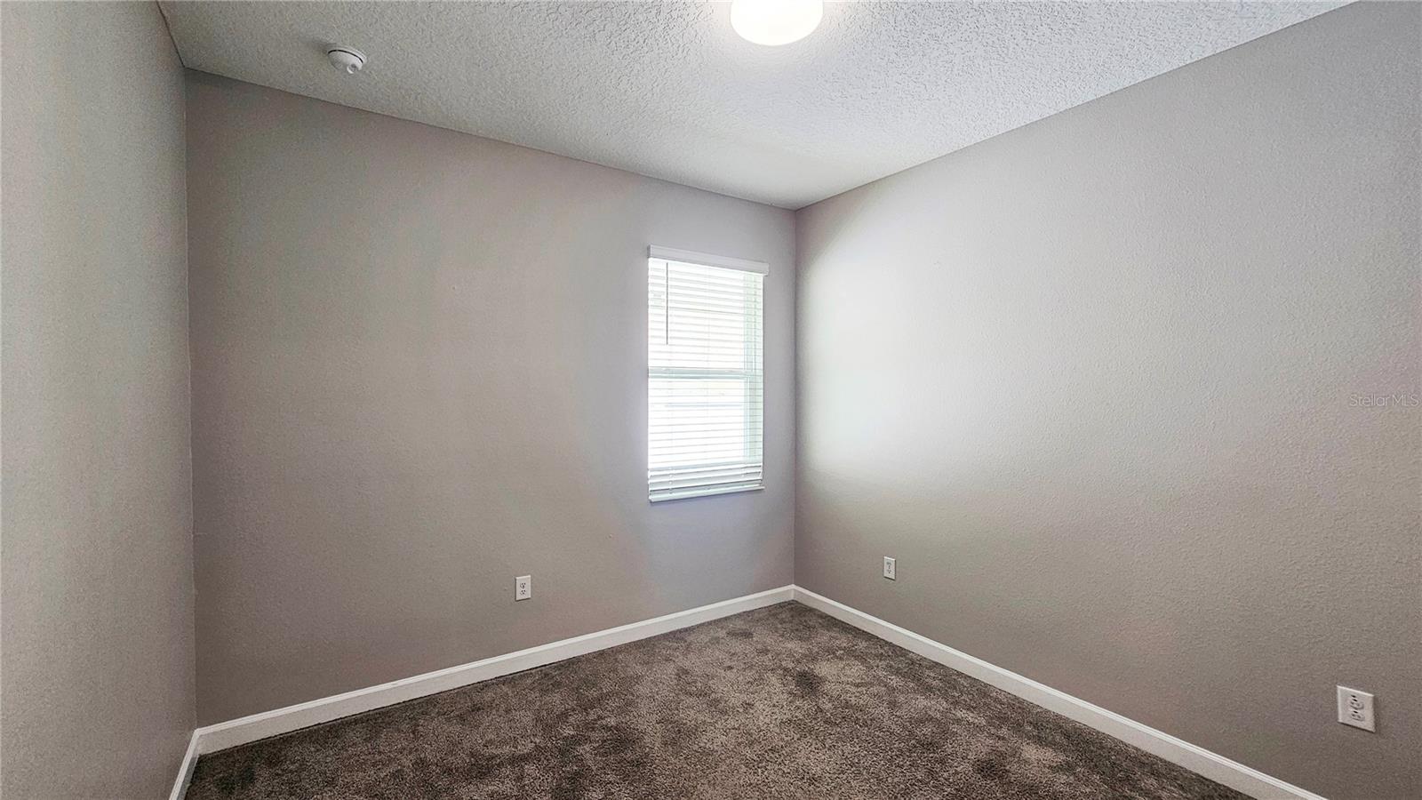 OAKS AT MOSS PARK - Residential Lease