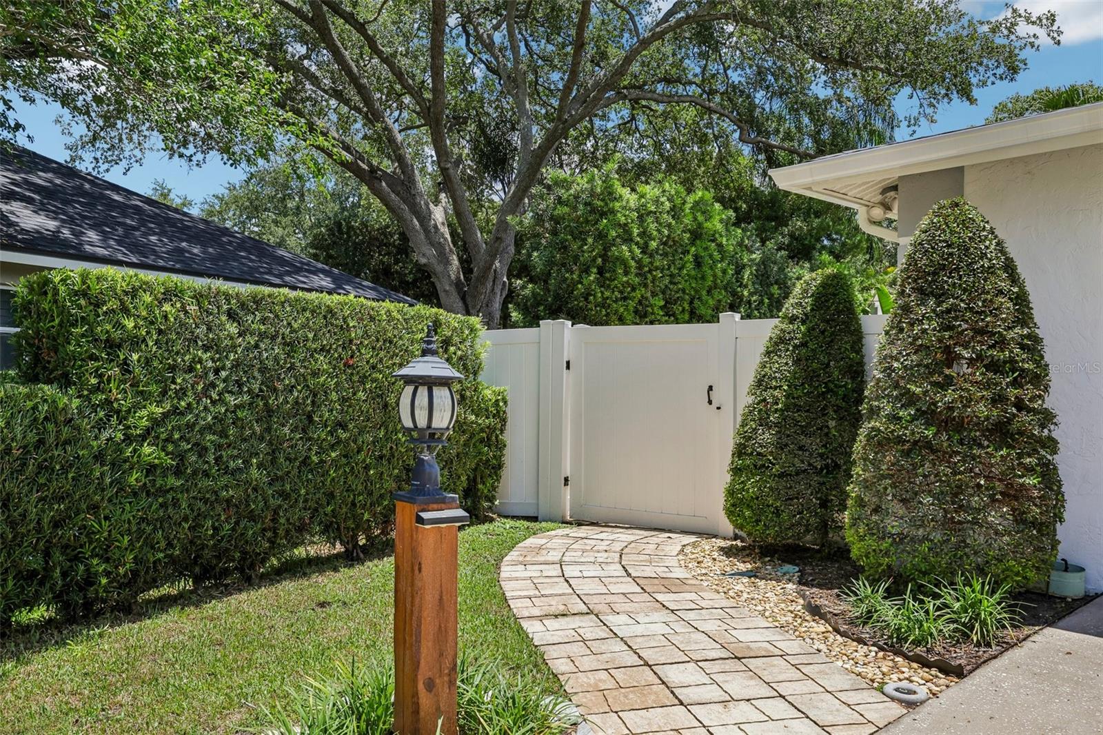 BRENTWOOD SUB - Residential