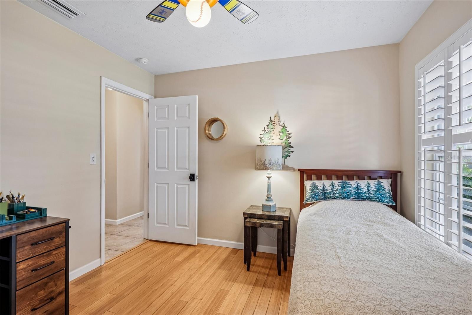 BRENTWOOD SUB - Residential