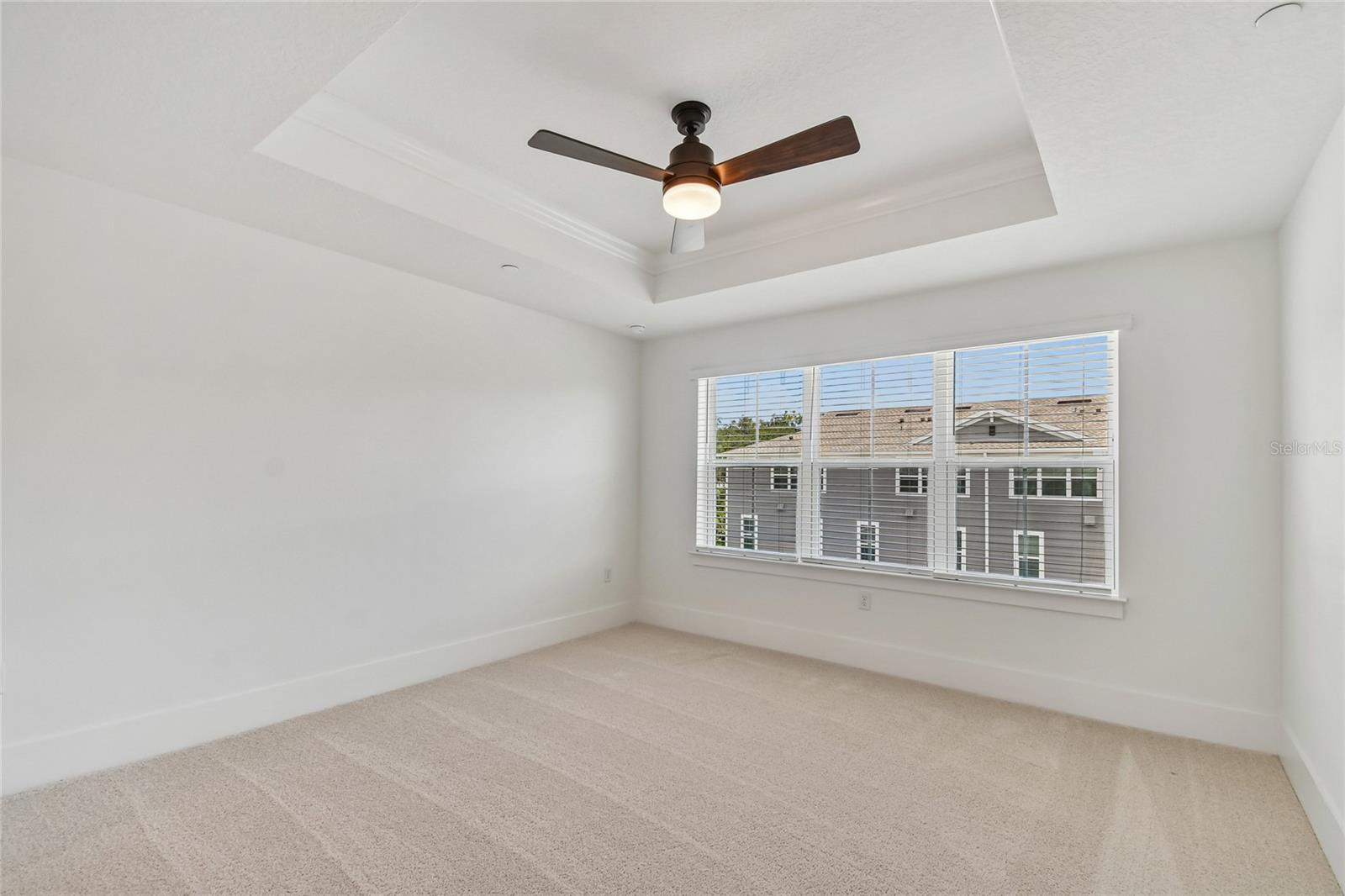 TOWNES AT NORTHLAKE - Residential