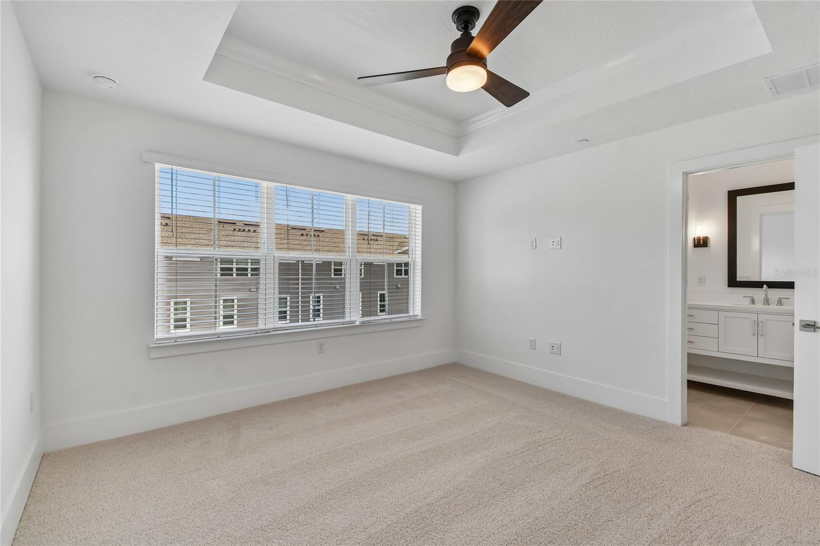 TOWNES AT NORTHLAKE - Residential