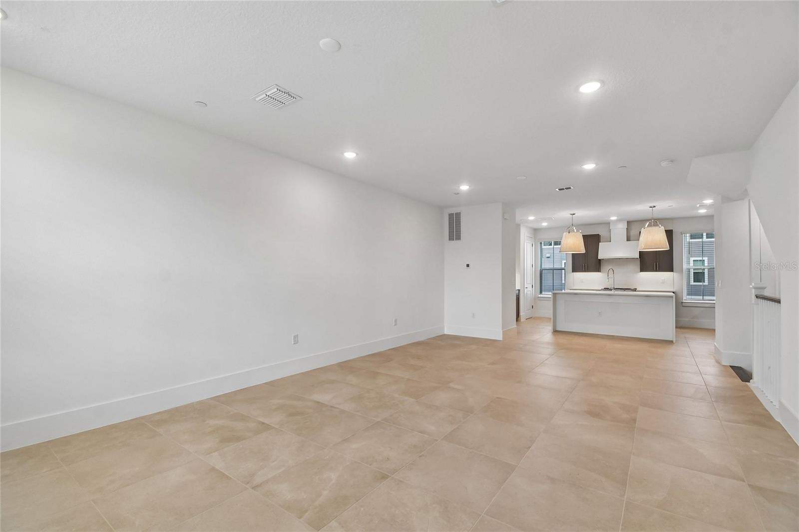 TOWNES AT NORTHLAKE - Residential