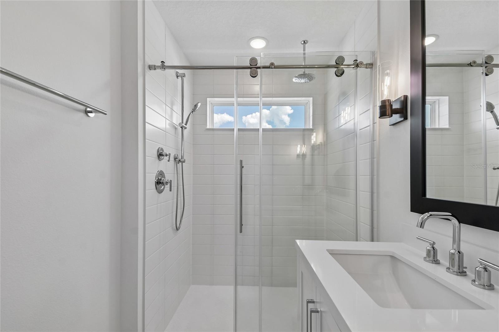 TOWNES AT NORTHLAKE - Residential