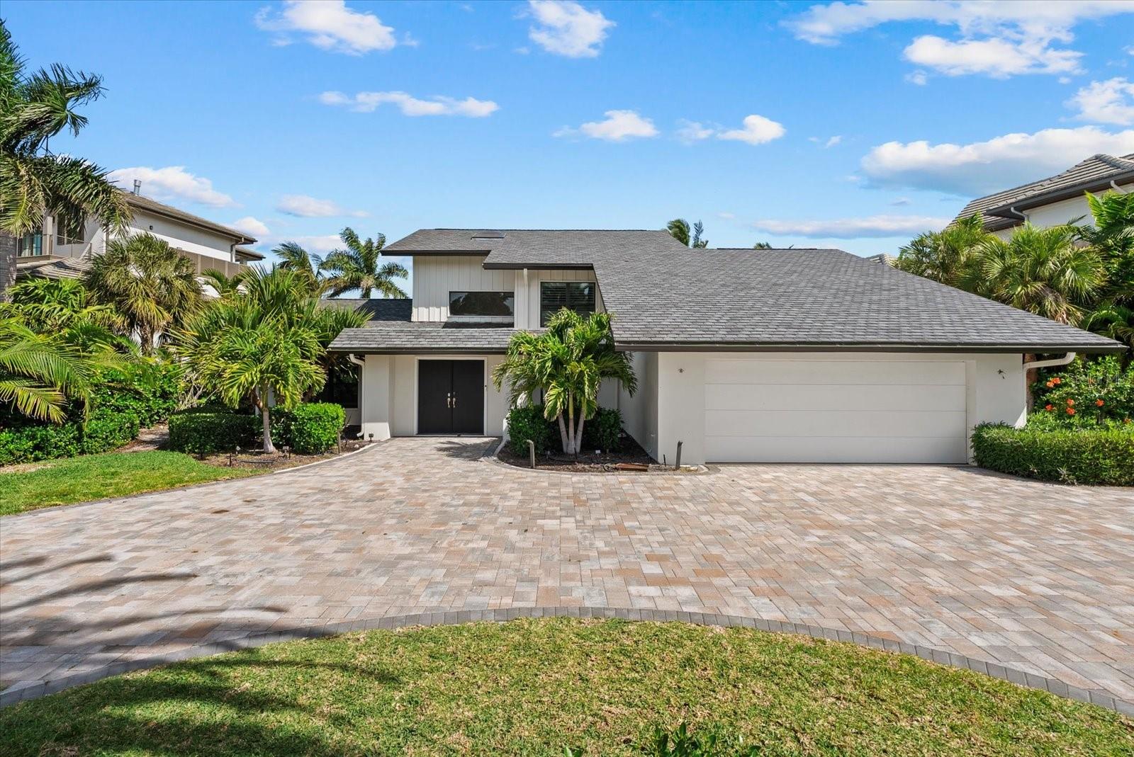 BAY ISLAND SHORES - Residential