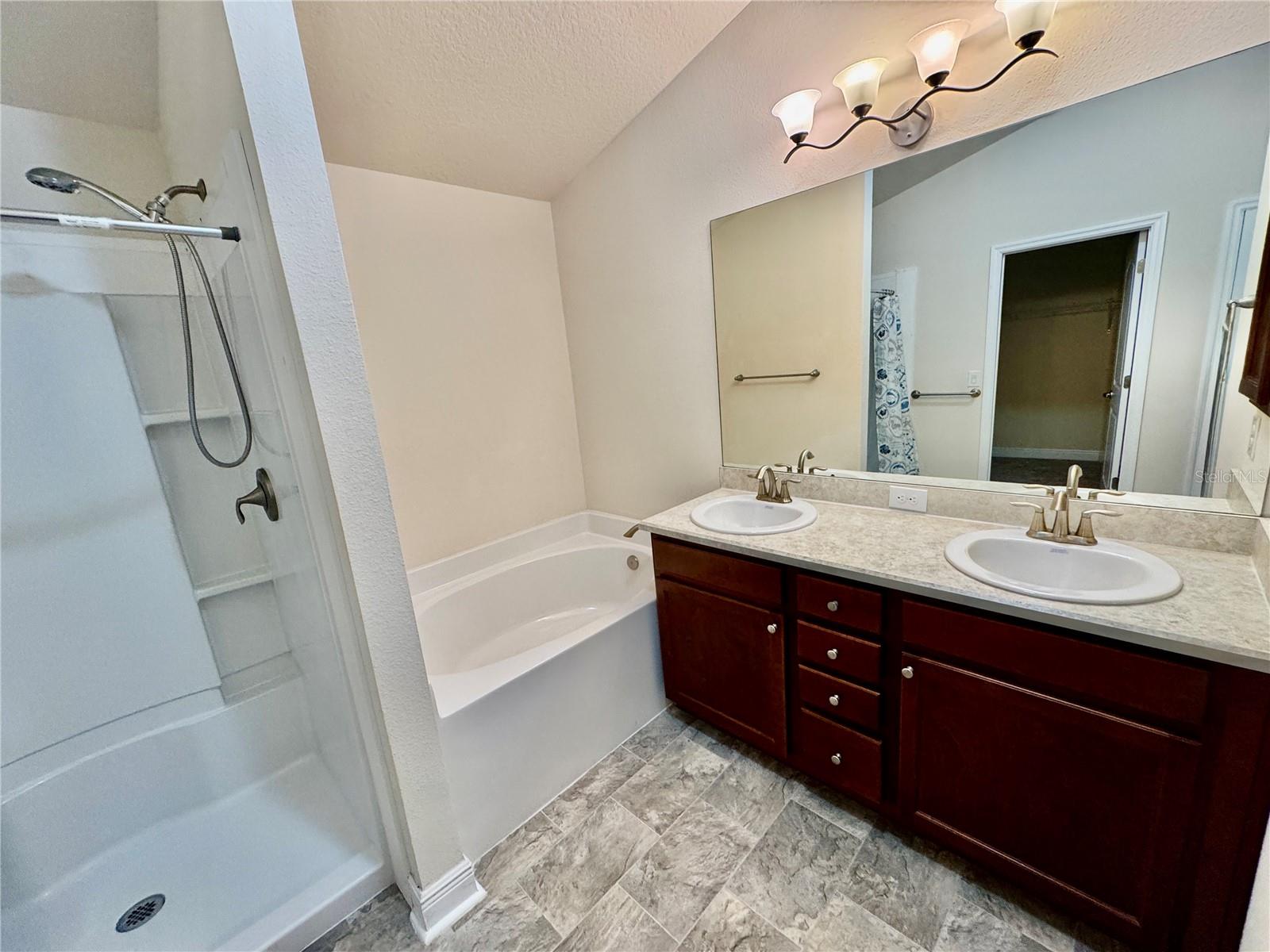 FRUITLAND PARK CHELSEAS RUN - Residential