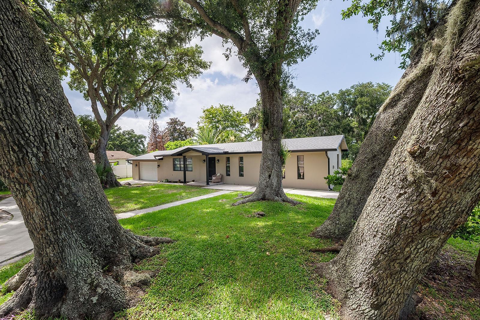 BLAKE - Residential