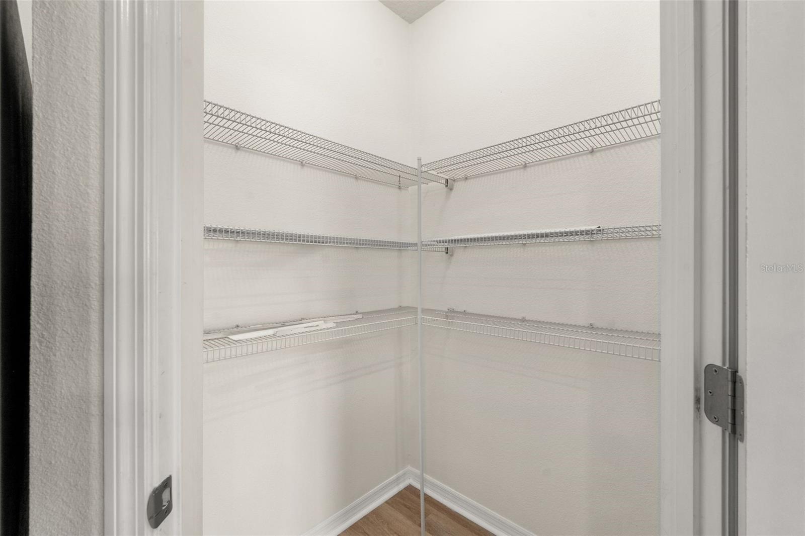 CHESTNUT VILLAGE PH II PB 35 PG 74 - Residential