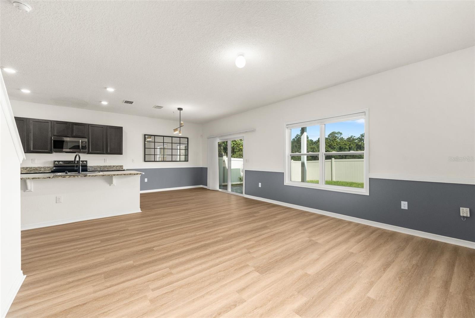 CHESTNUT VILLAGE PH II PB 35 PG 74 - Residential