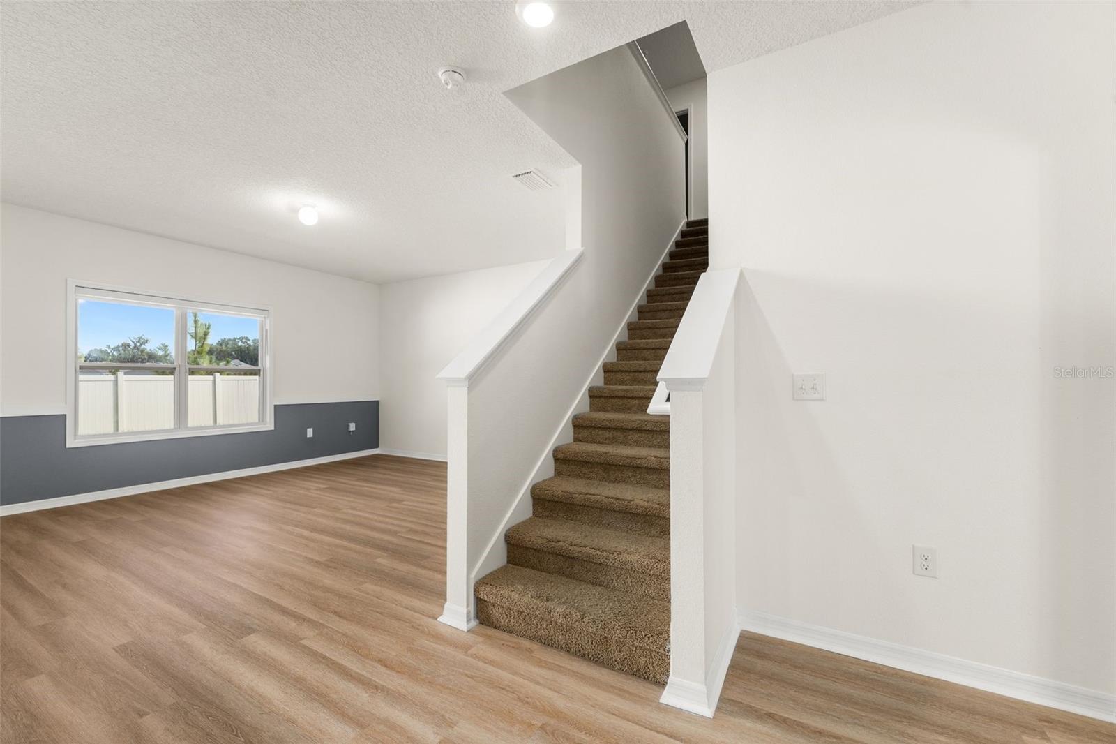 CHESTNUT VILLAGE PH II PB 35 PG 74 - Residential