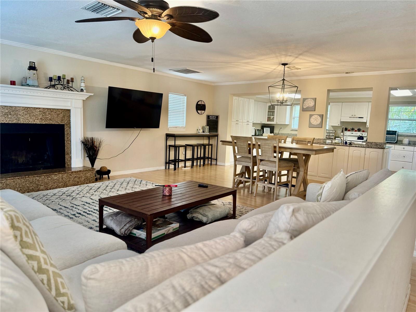 CRYSTAL BEACH REV - Residential Lease