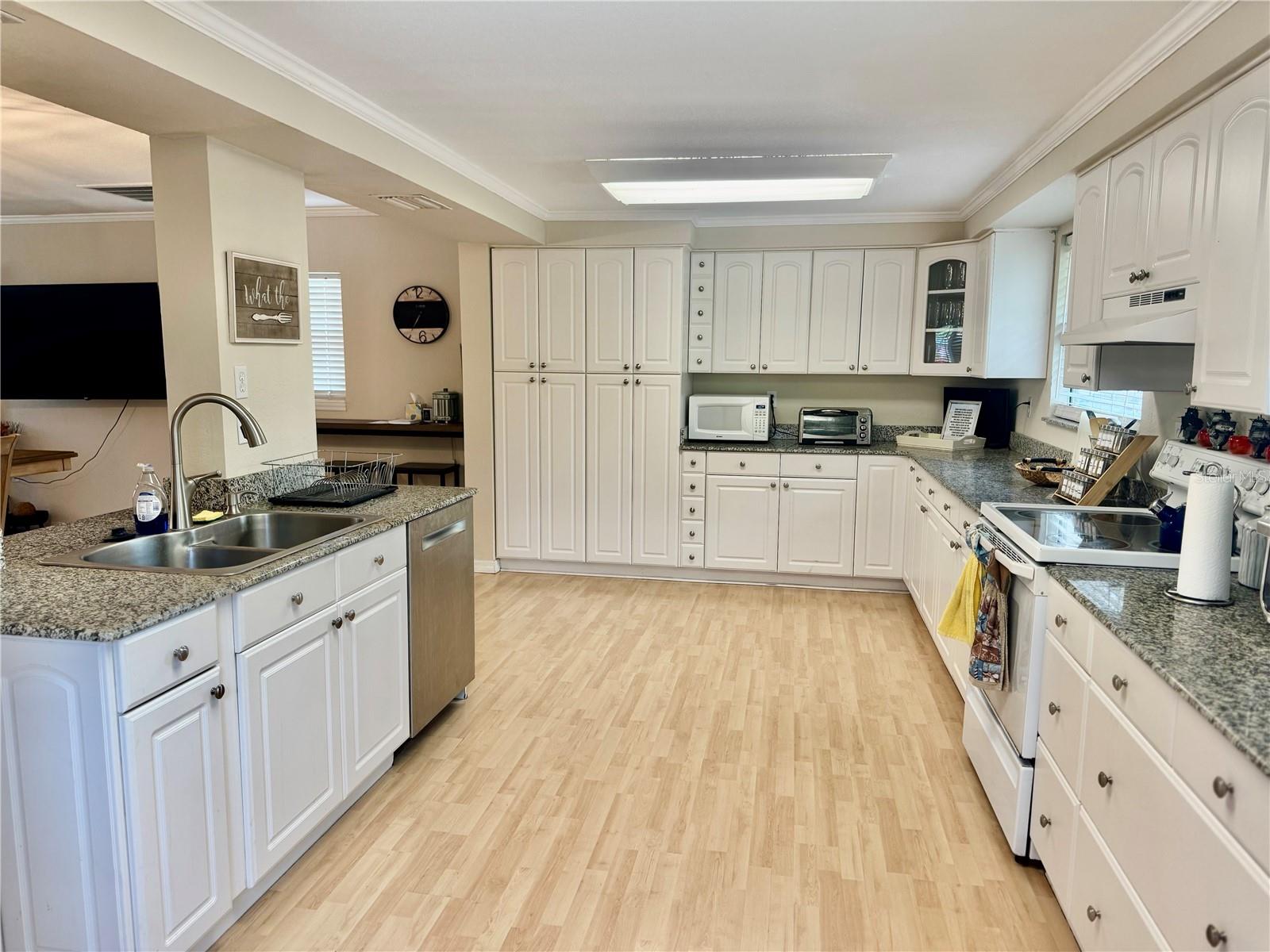 CRYSTAL BEACH REV - Residential Lease