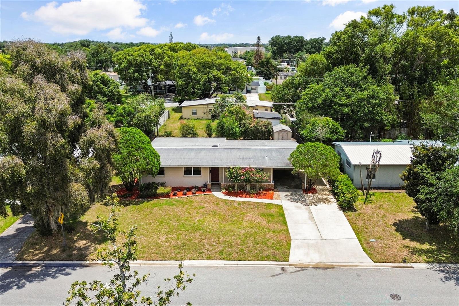 ROCKWOOD ESTATES - Residential