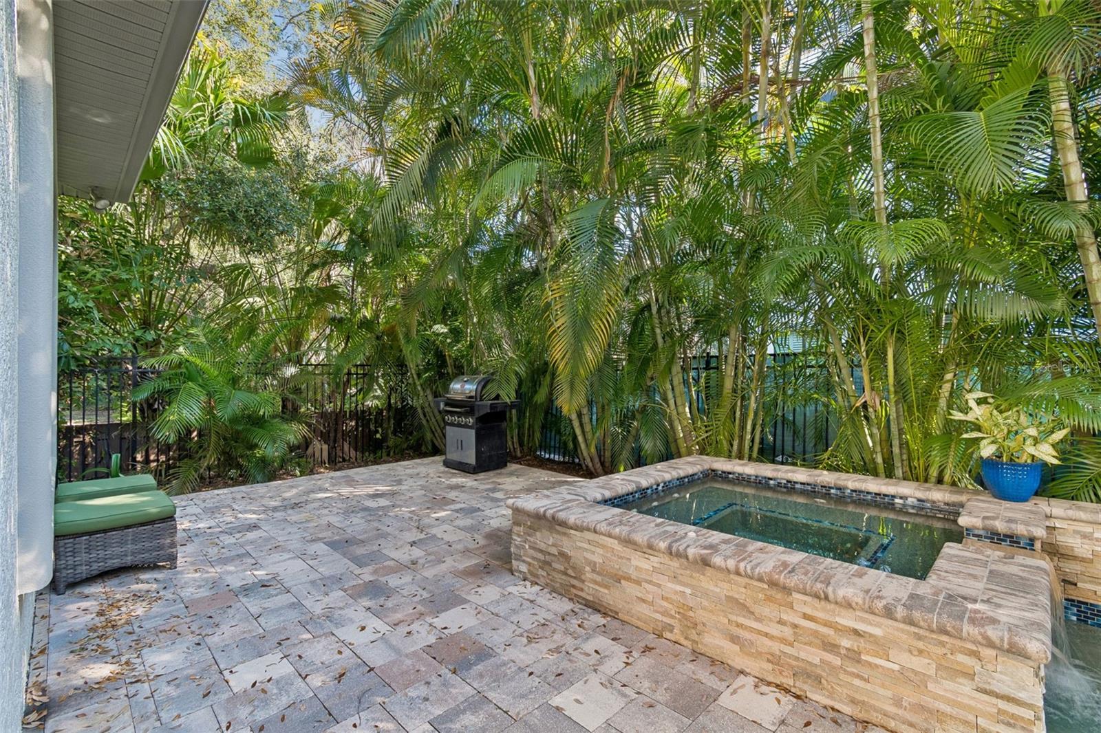 BOULEVARD HEIGHTS - Residential