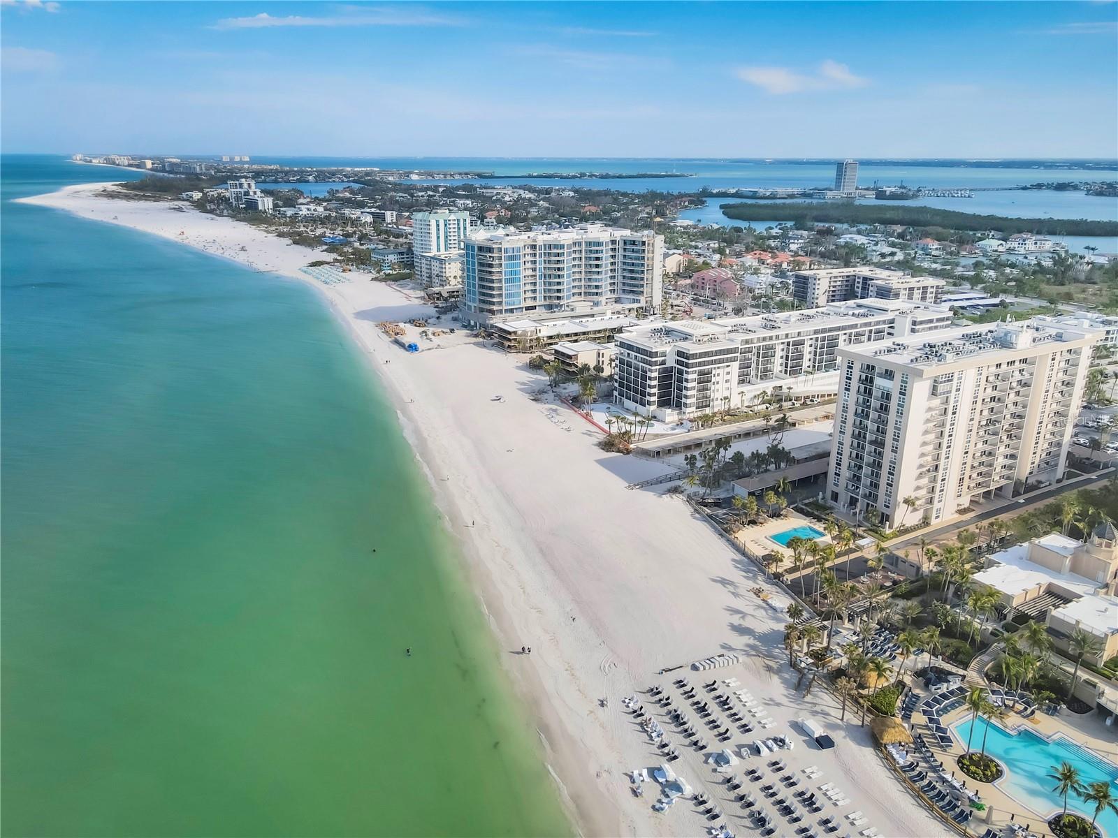 LIDO BEACH CLUB - Residential