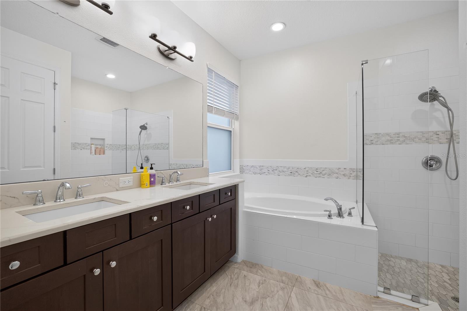 CITRUS CHASE - Residential Lease
