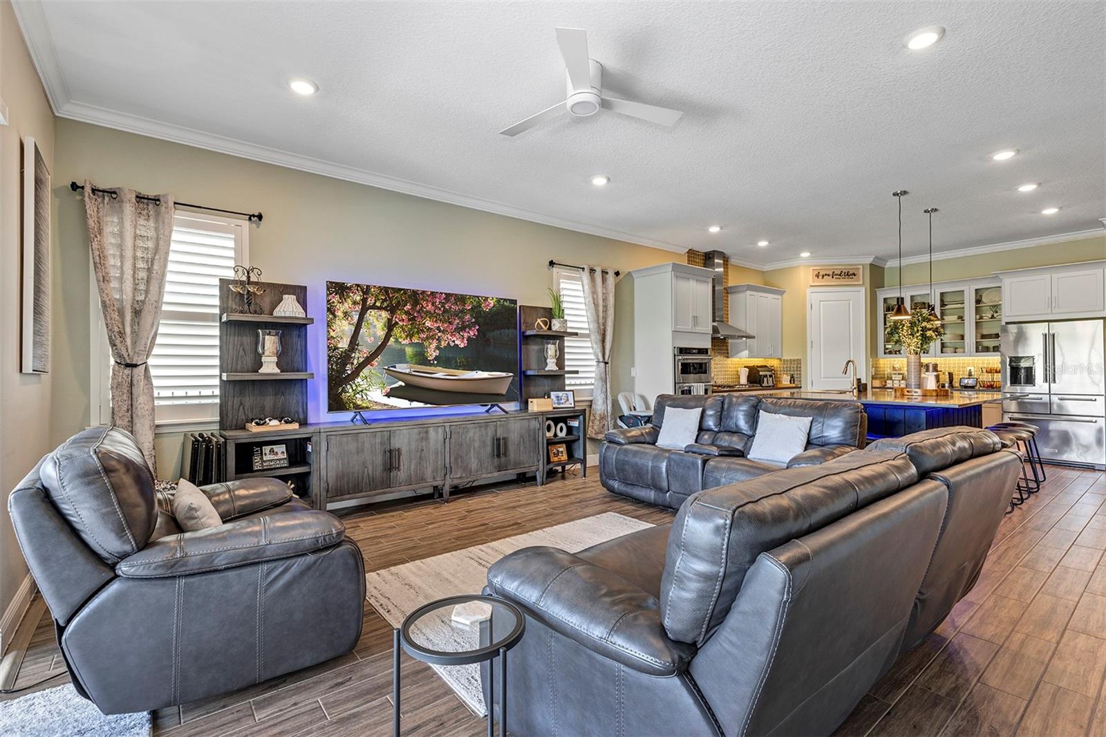 BELLA COLLINA WEST SUB - Residential