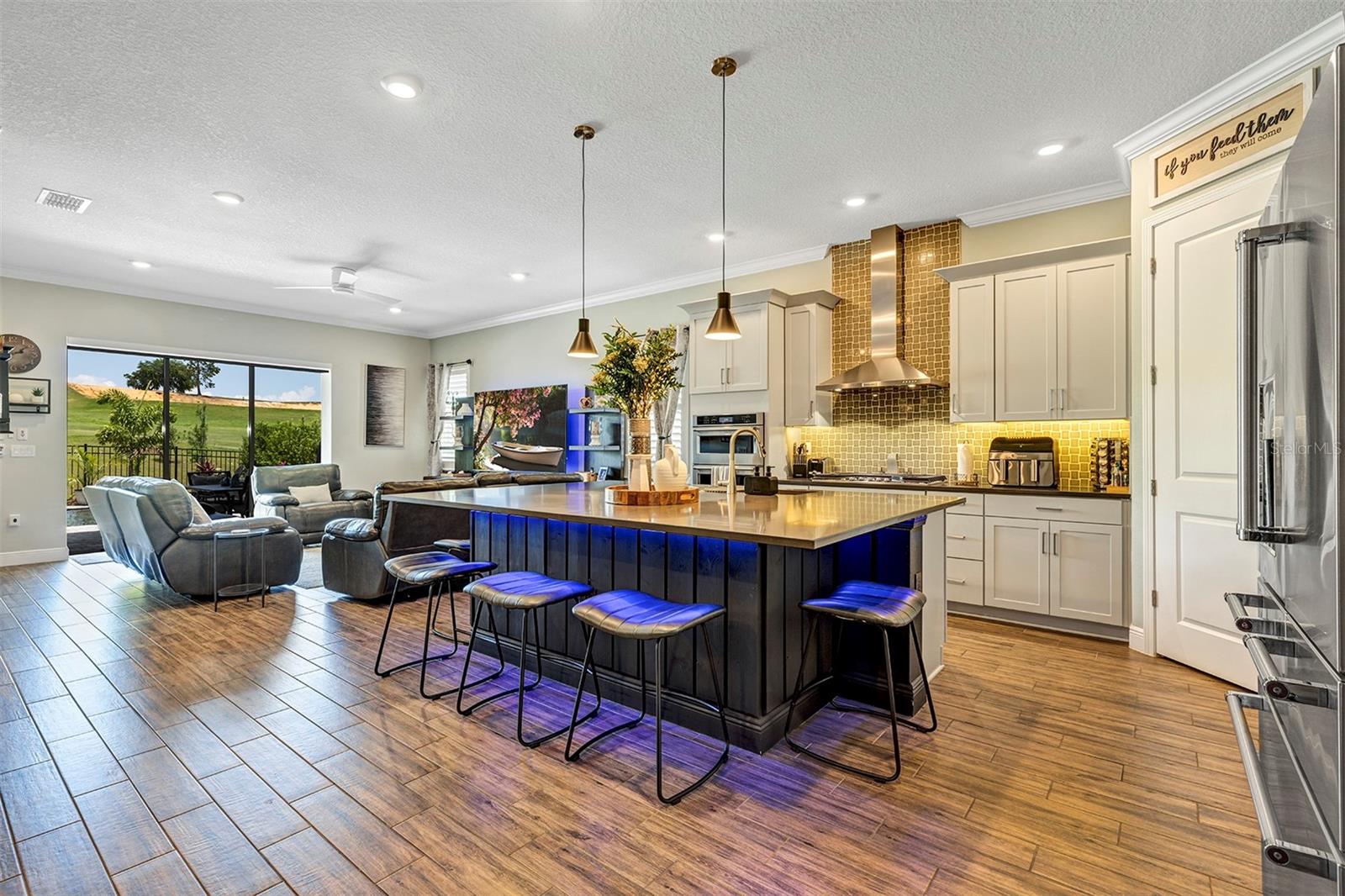 BELLA COLLINA WEST SUB - Residential