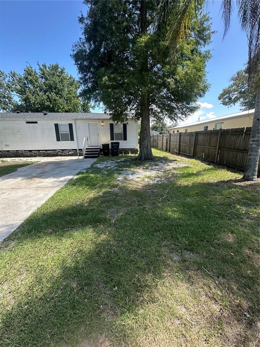 HIGHLANDS WEST - Residential
