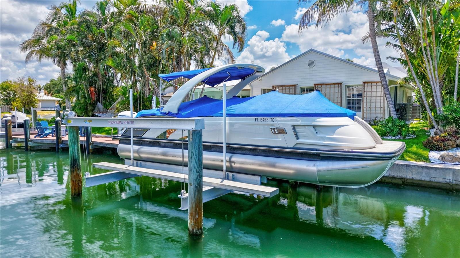 COUNTRY CLUB SHORES - Residential