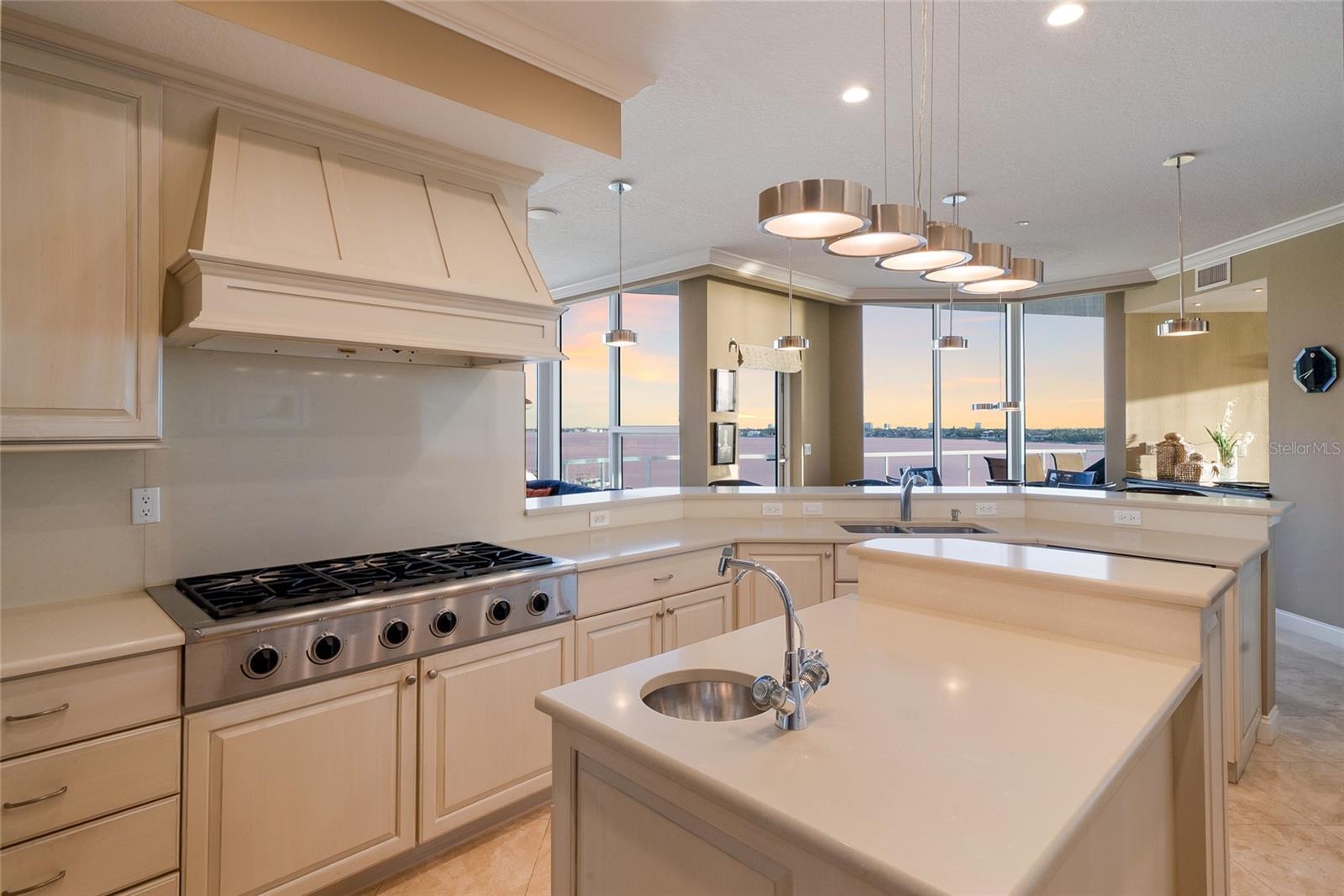 THE PHOENIX - Residential