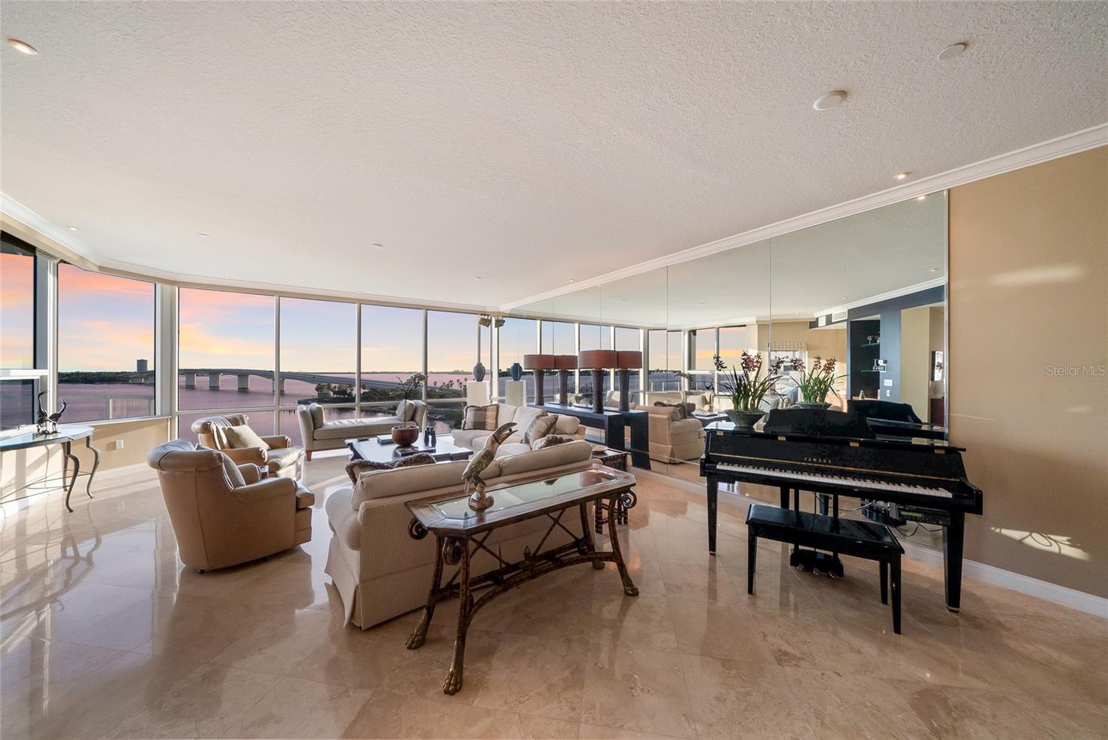 THE PHOENIX - Residential