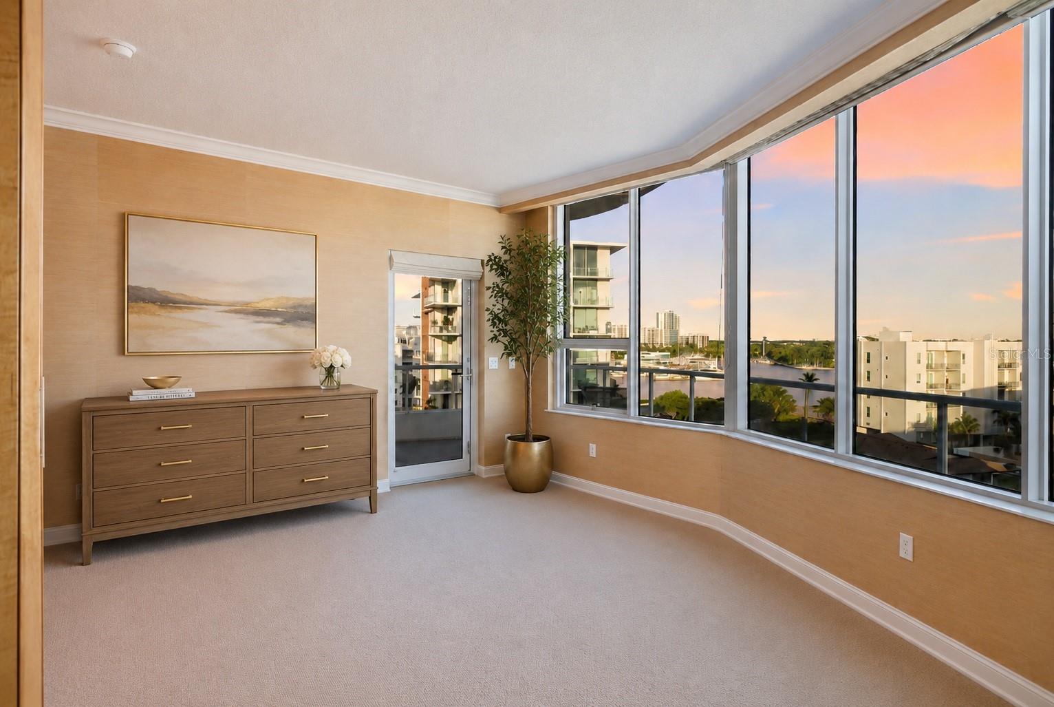 THE PHOENIX - Residential
