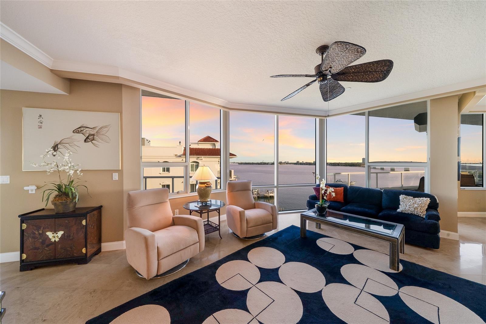 THE PHOENIX - Residential