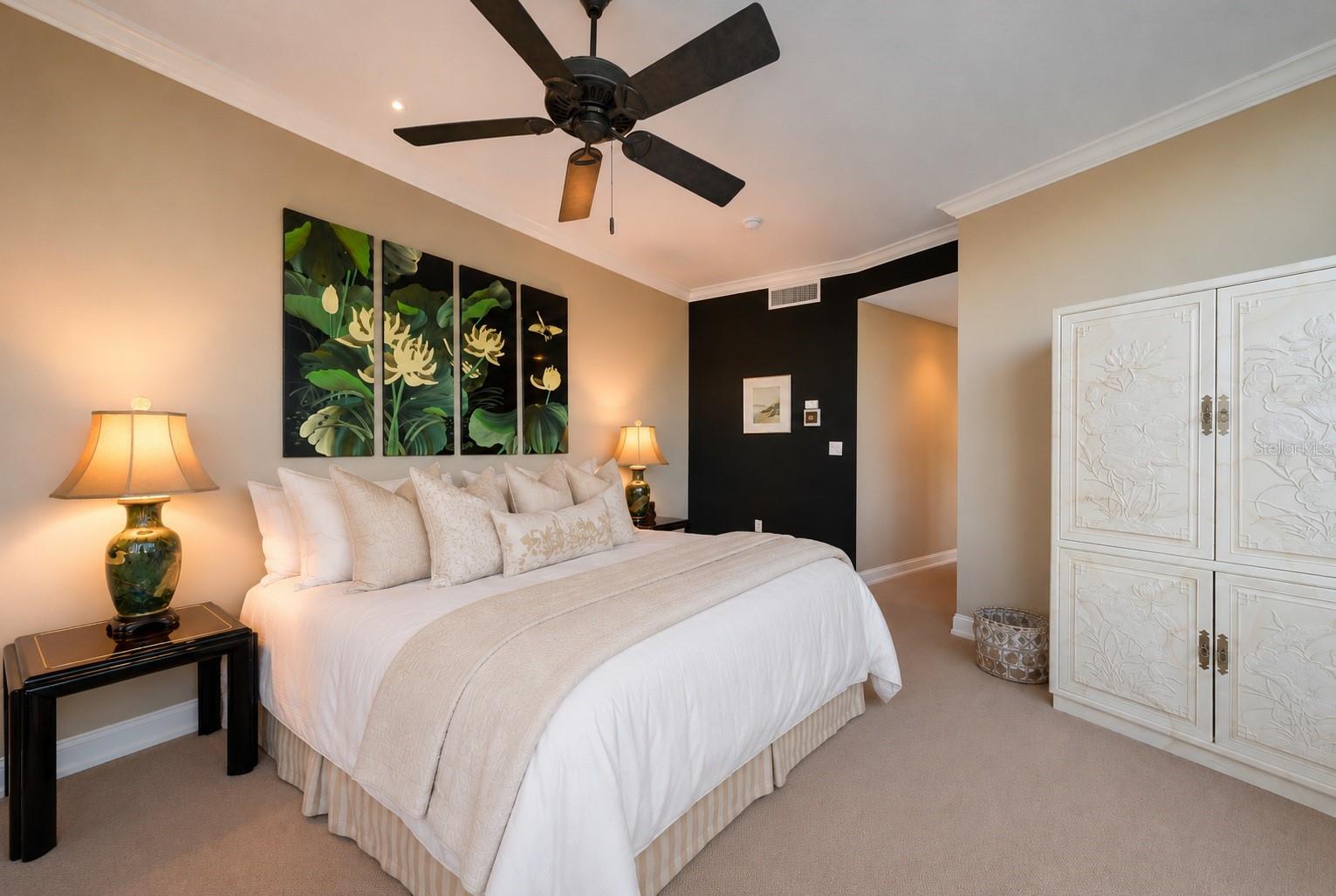 THE PHOENIX - Residential