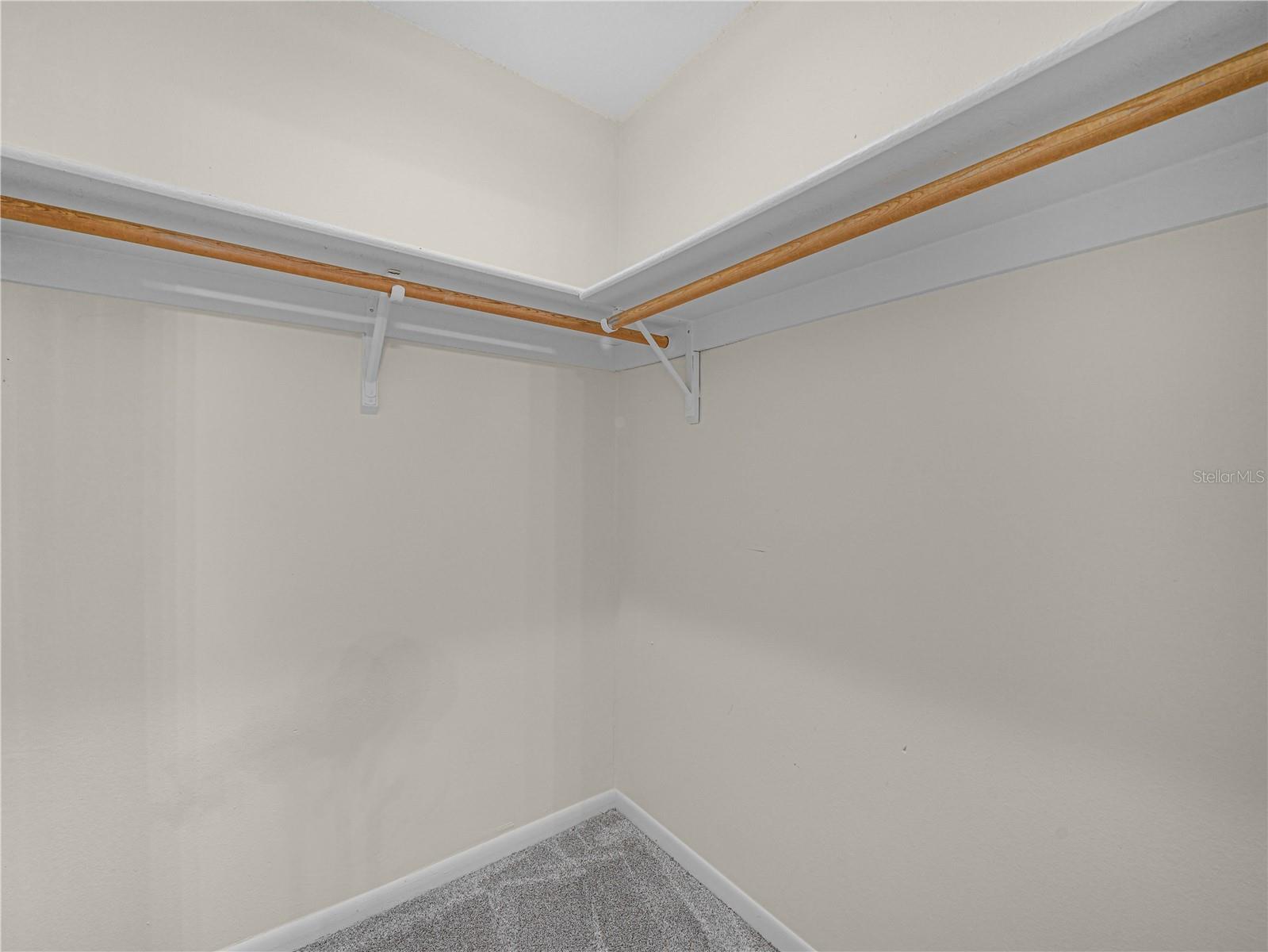 RAINTREE VILLAGE - Residential