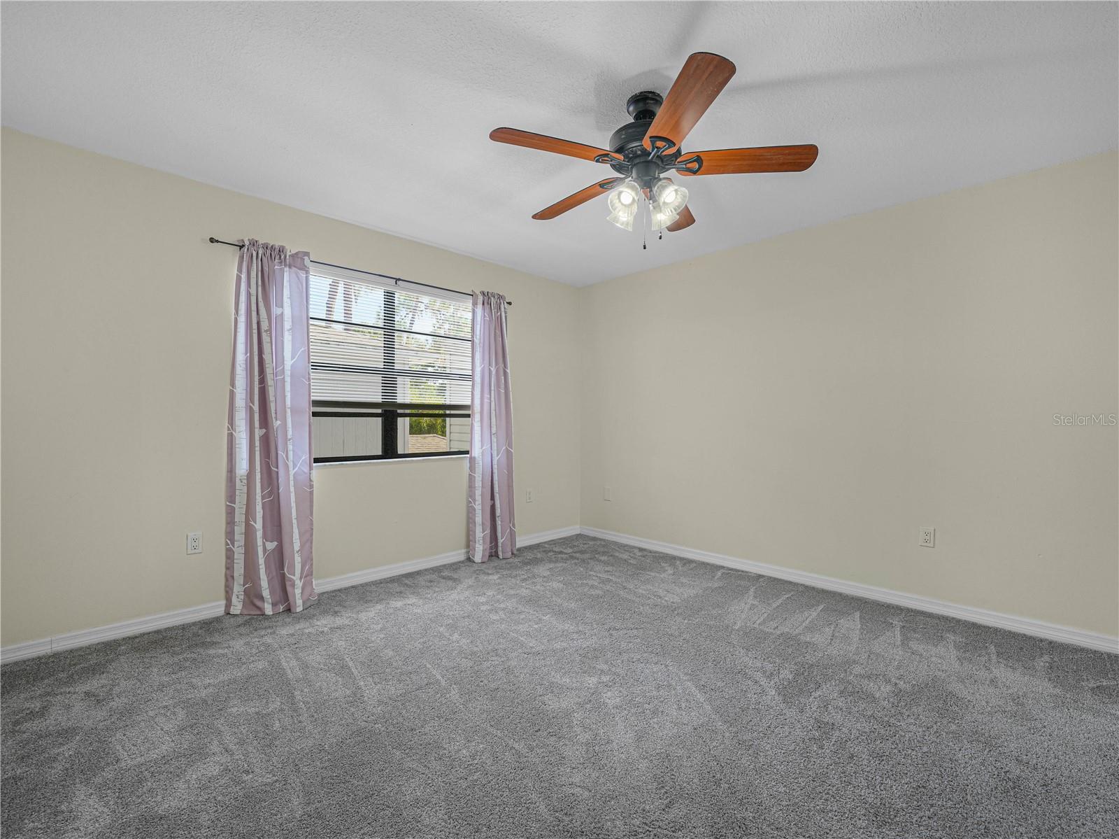 RAINTREE VILLAGE - Residential