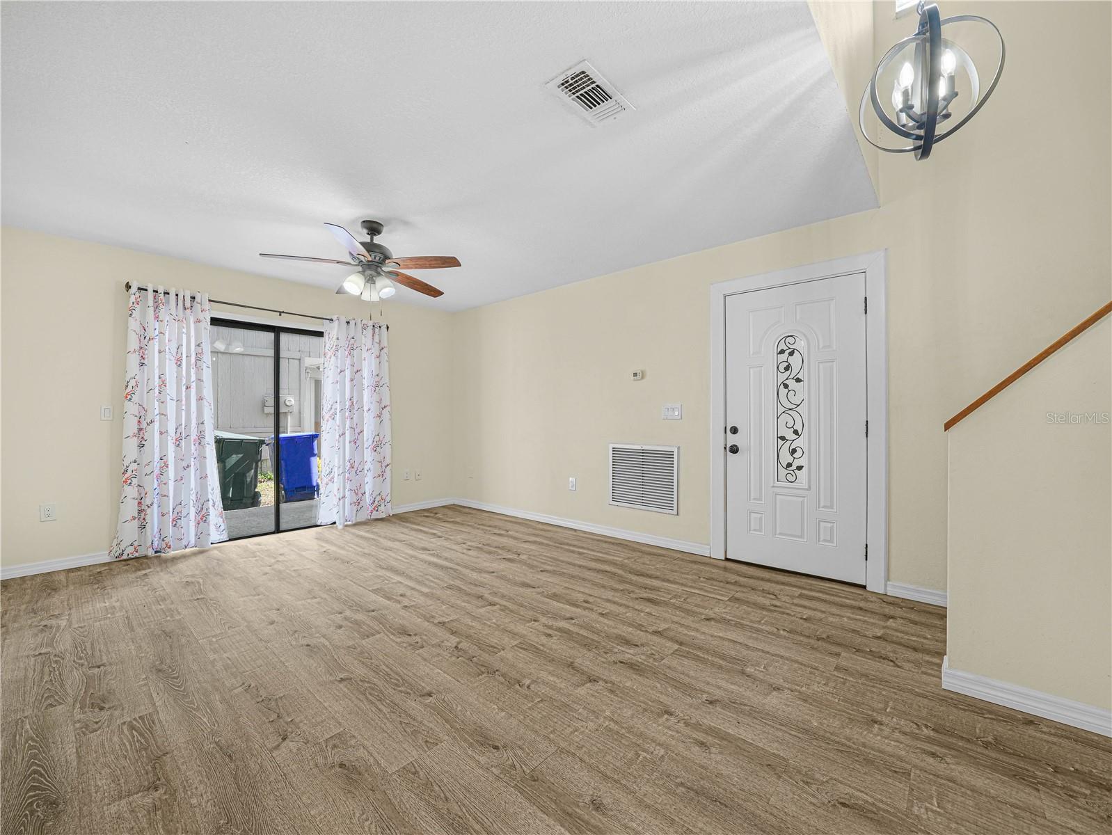 RAINTREE VILLAGE - Residential