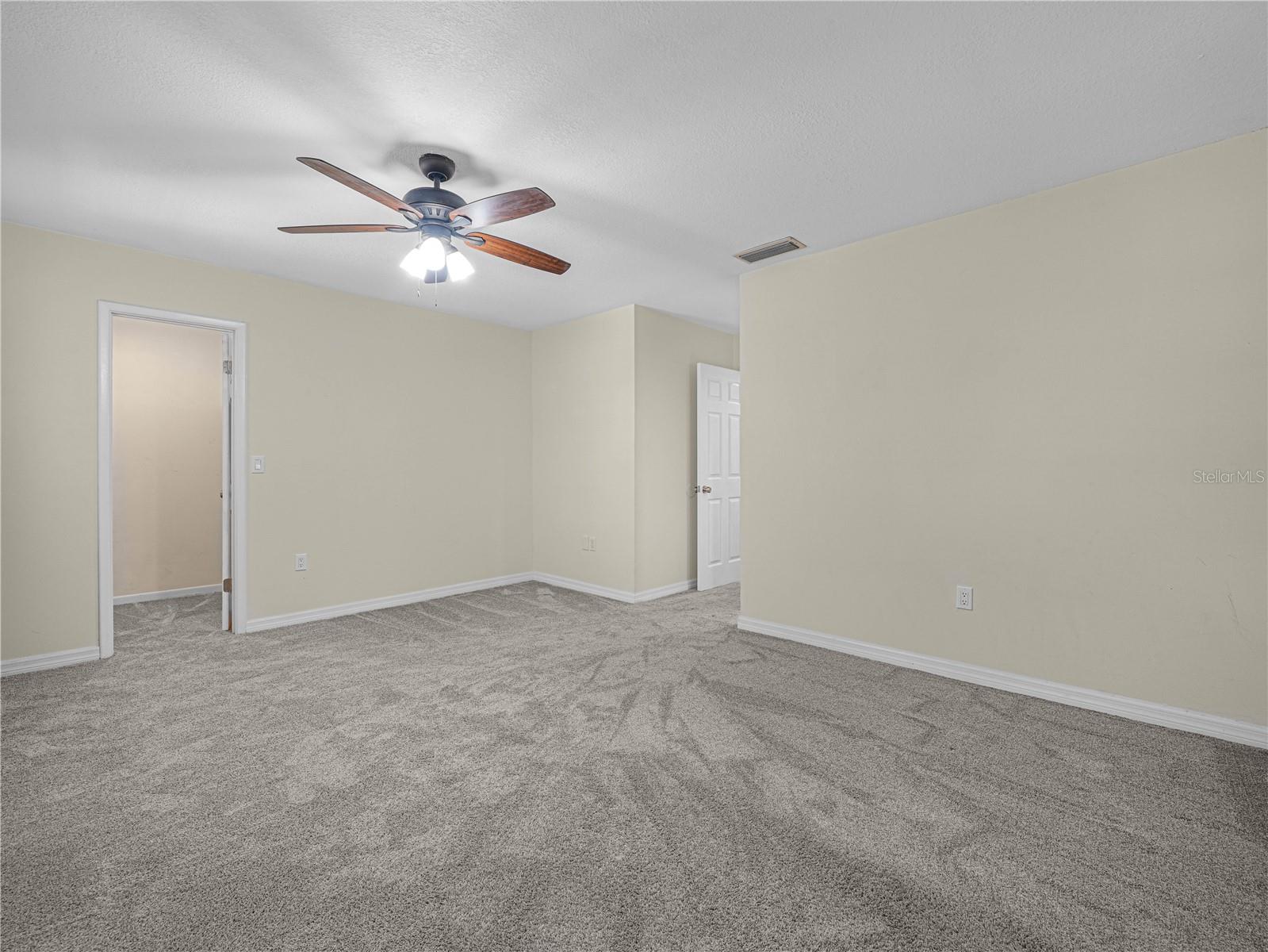 RAINTREE VILLAGE - Residential