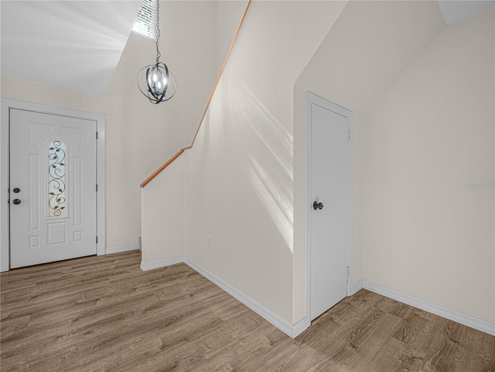 RAINTREE VILLAGE - Residential