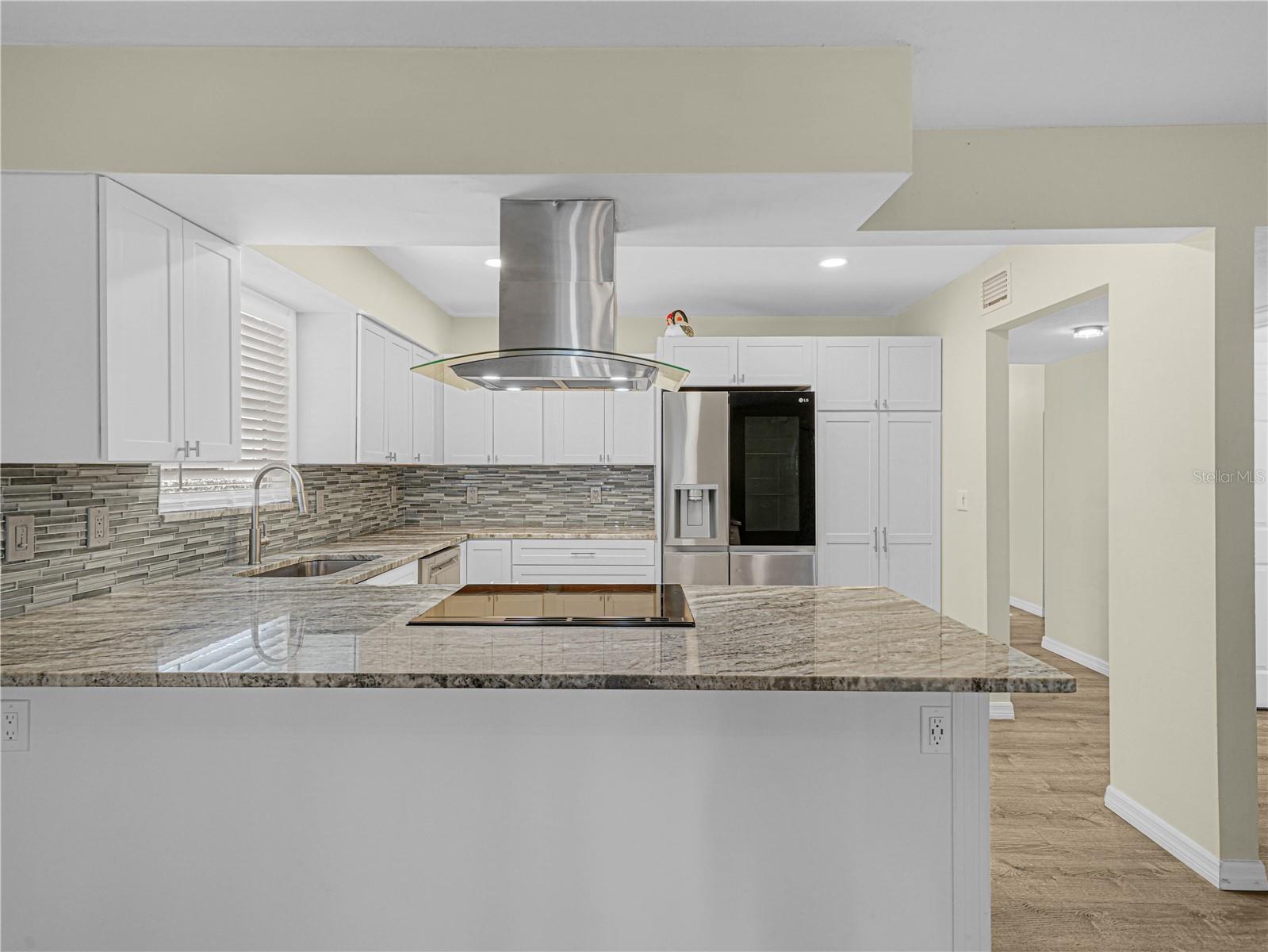RAINTREE VILLAGE - Residential