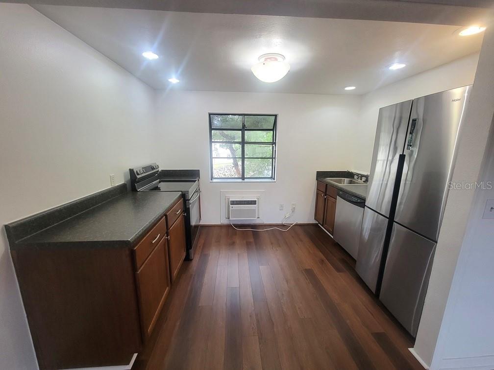 BRADFORD ACRES A CONDO - Residential Lease