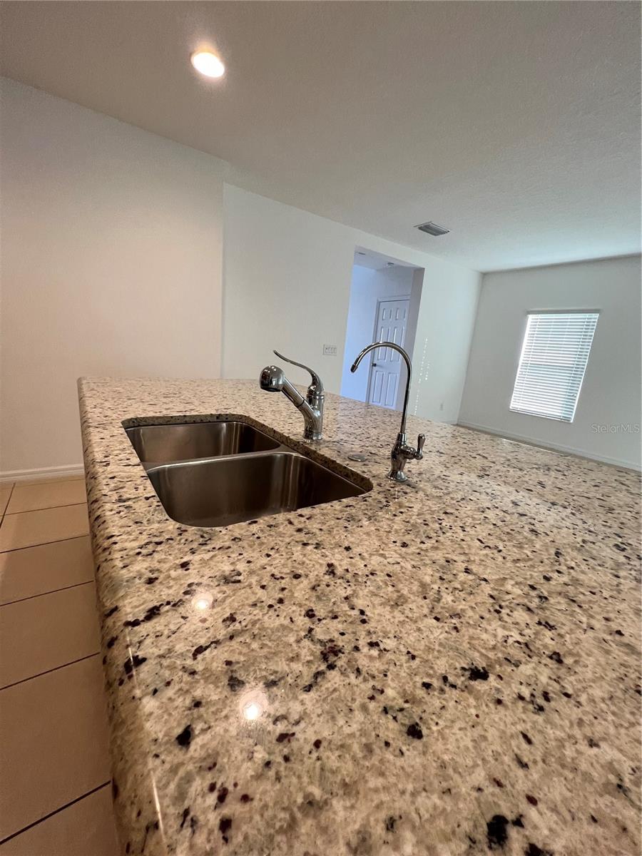 WILLIAMS PRESERVE PH I - Residential Lease