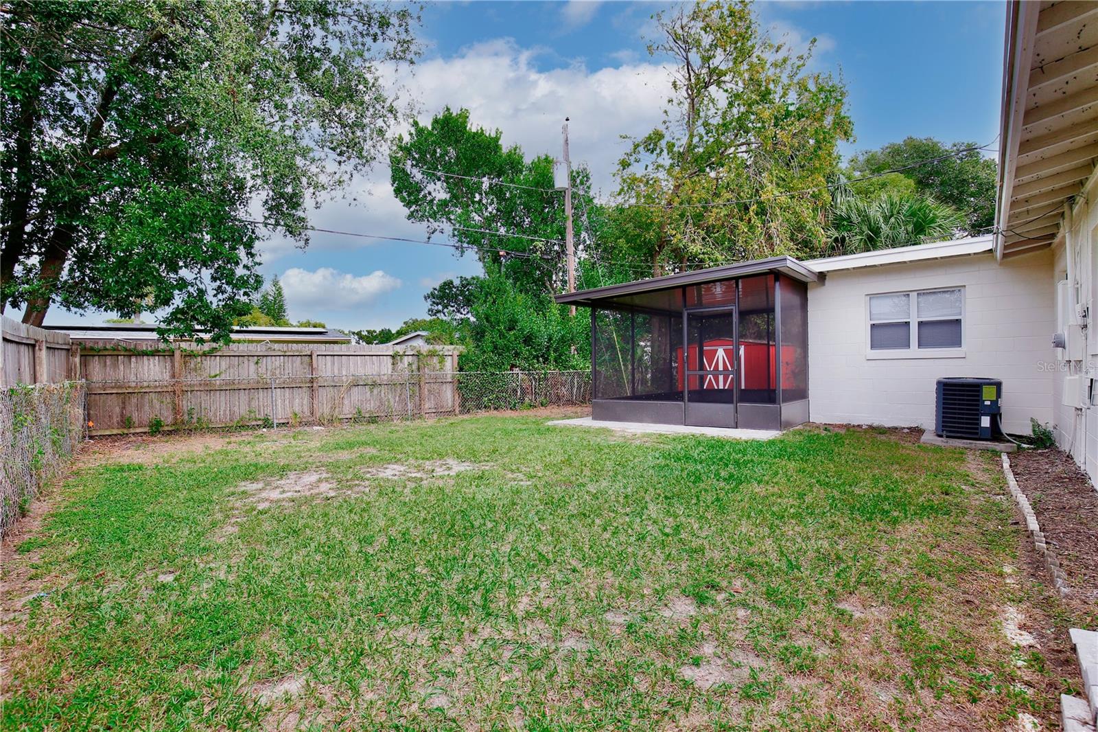 SKYLAKE - Residential Lease