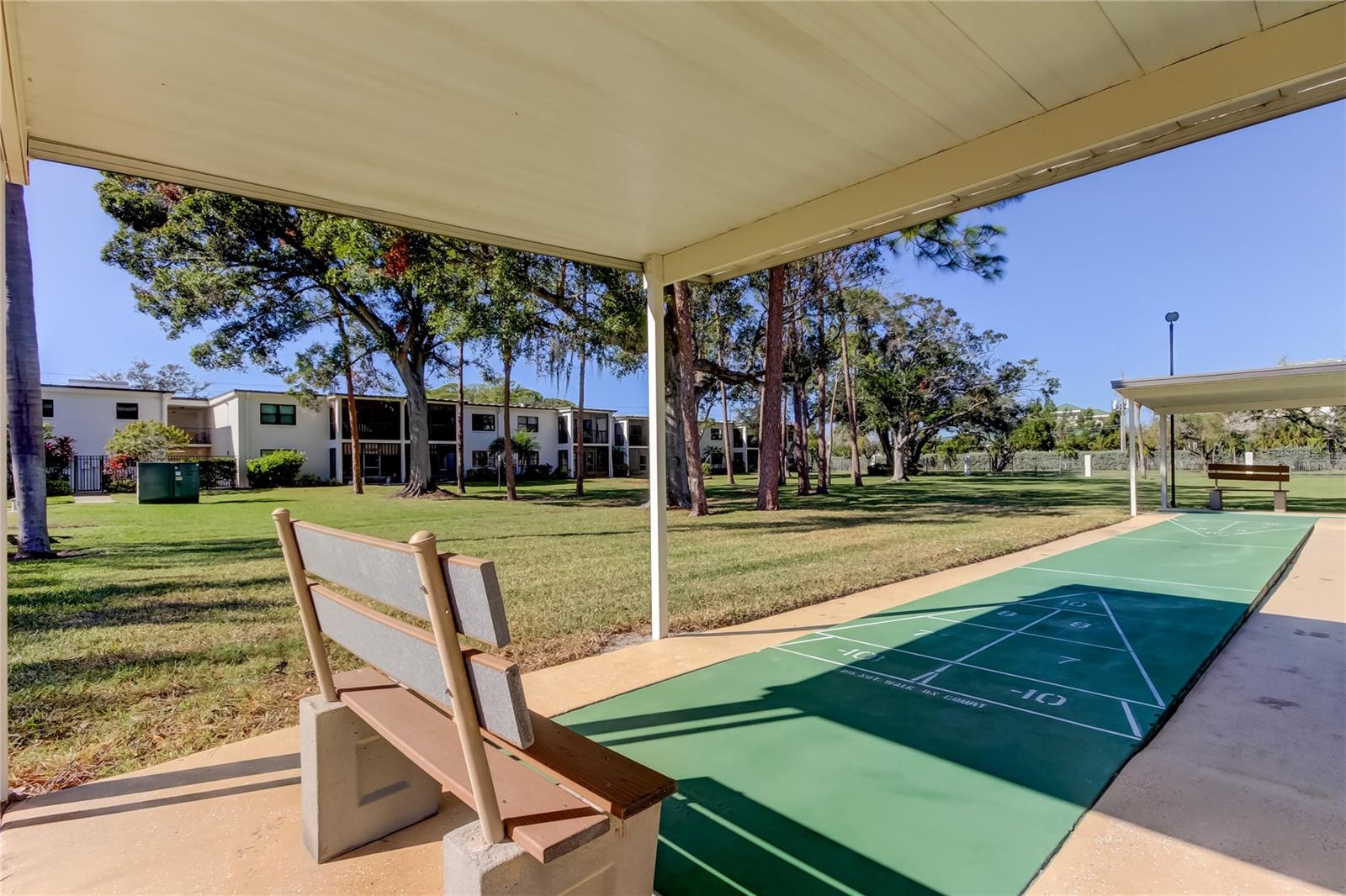 WINSTON PARK NORTHEAST - Residential