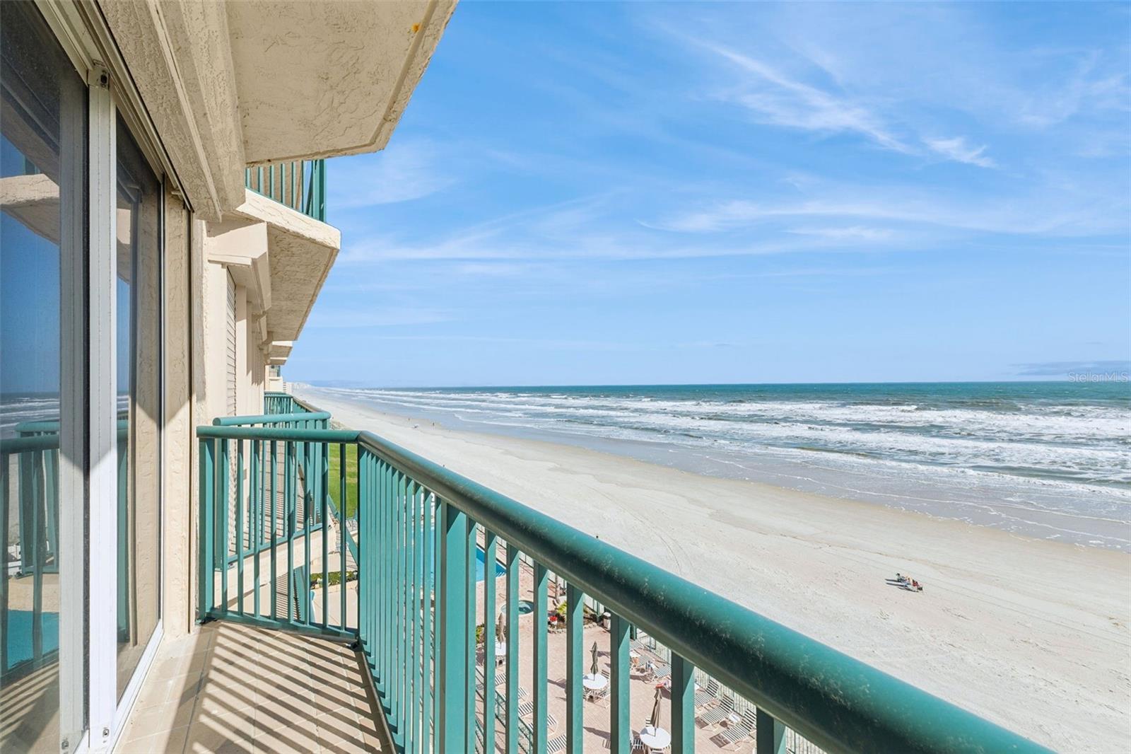 TOWERS AT PONCE INLET TOWER 01 CONDO - Residential
