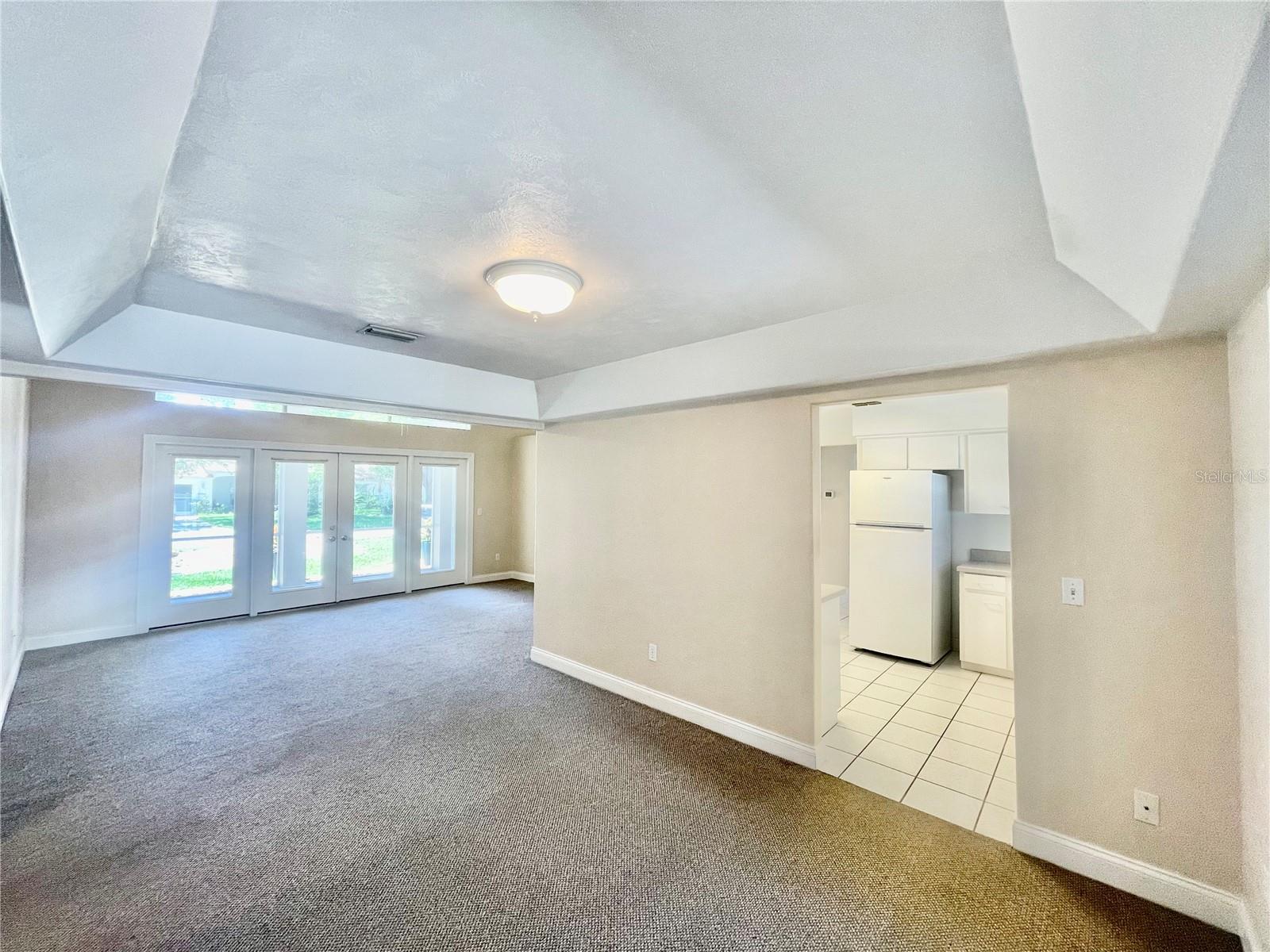 AZALEA POINTE - Residential