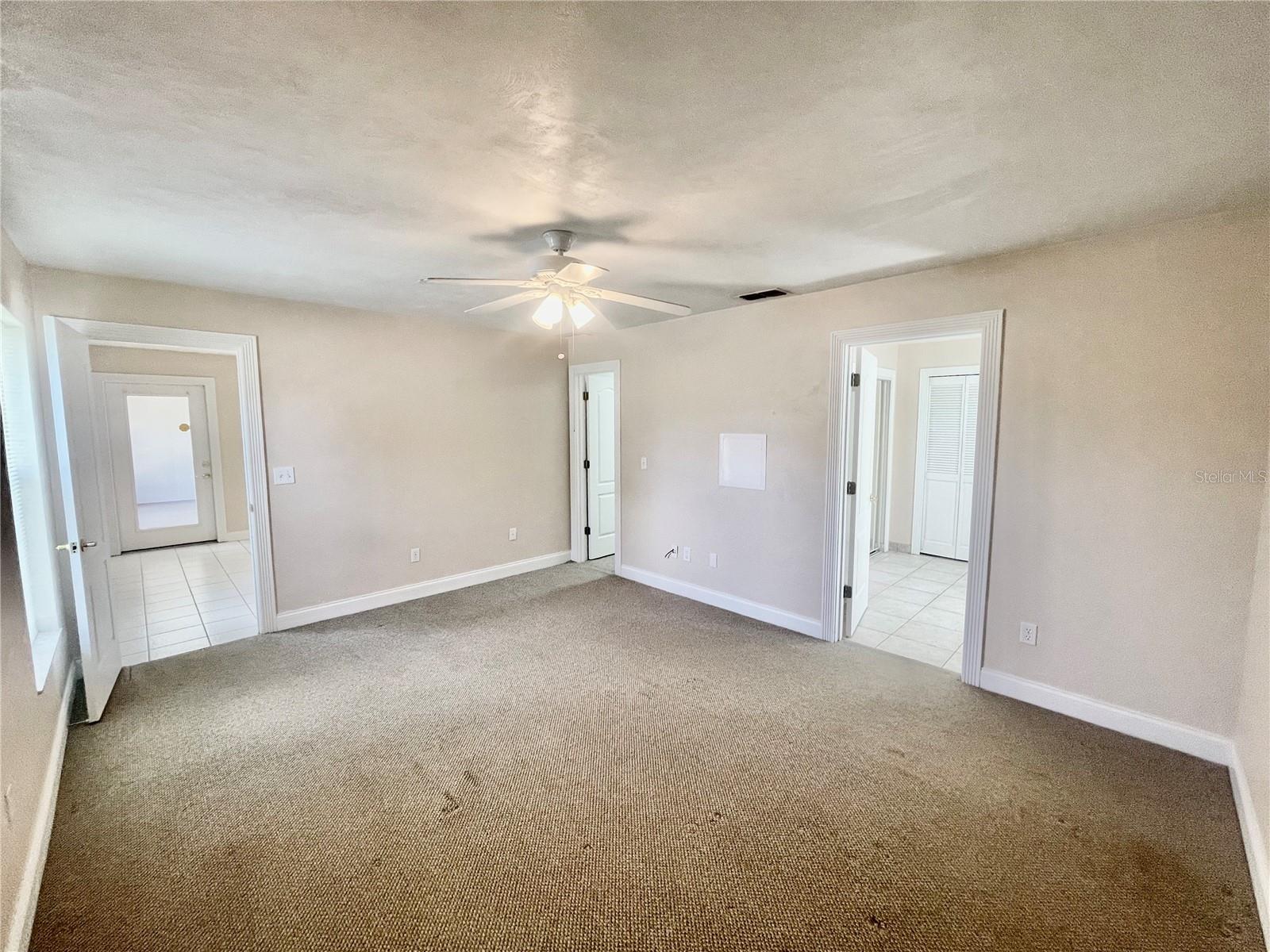 AZALEA POINTE - Residential