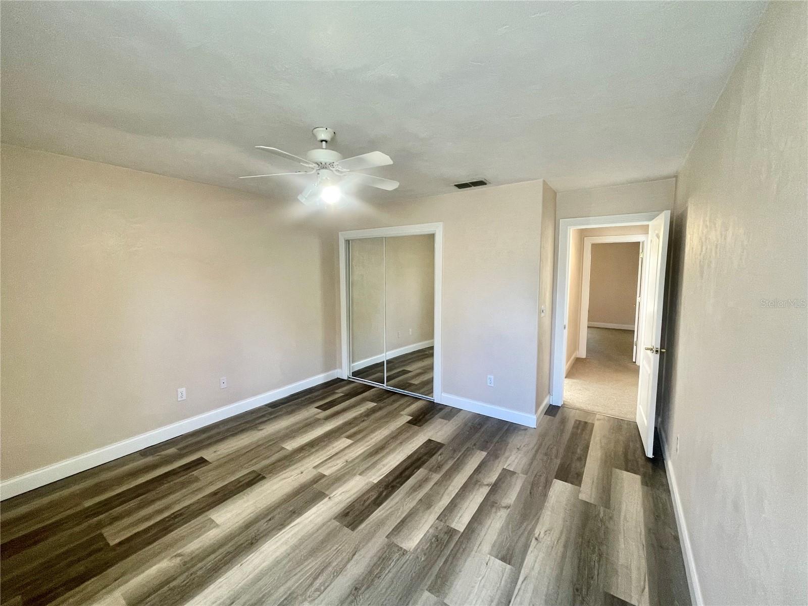 AZALEA POINTE - Residential