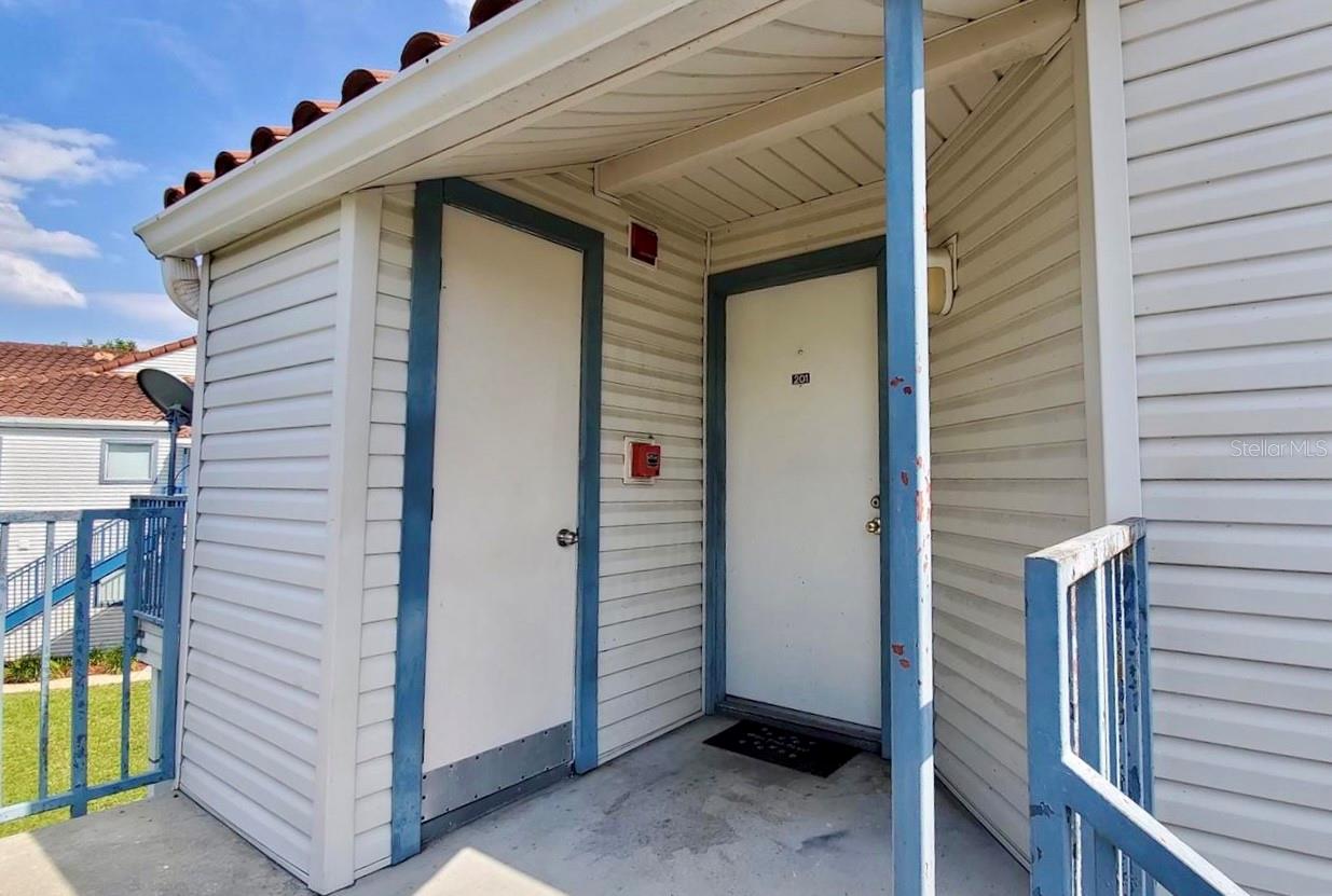 DOCKSIDE CONDO - Residential