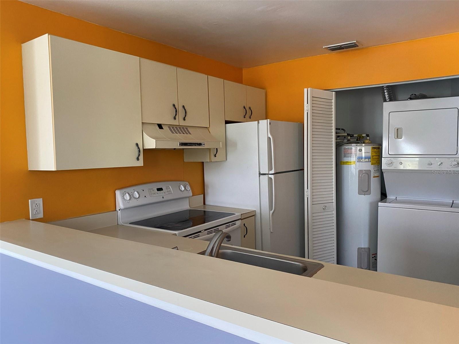 DOCKSIDE CONDO - Residential