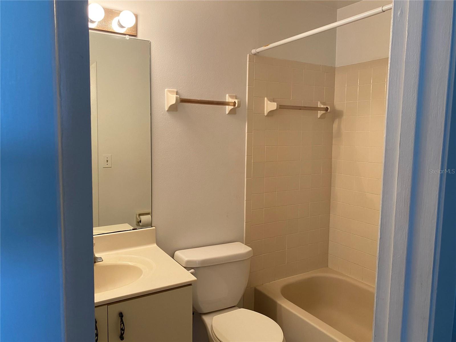 DOCKSIDE CONDO - Residential