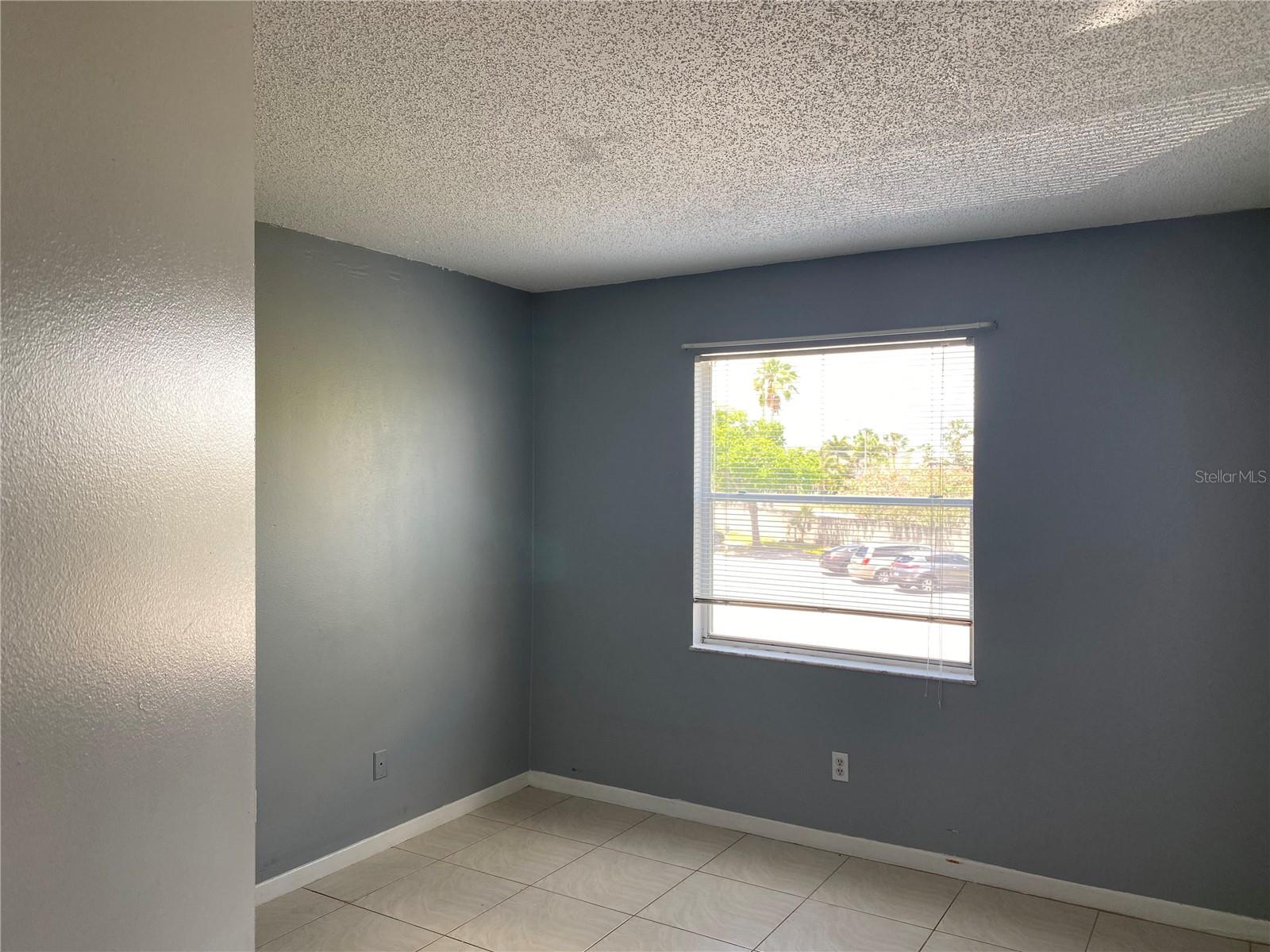 DOCKSIDE CONDO - Residential