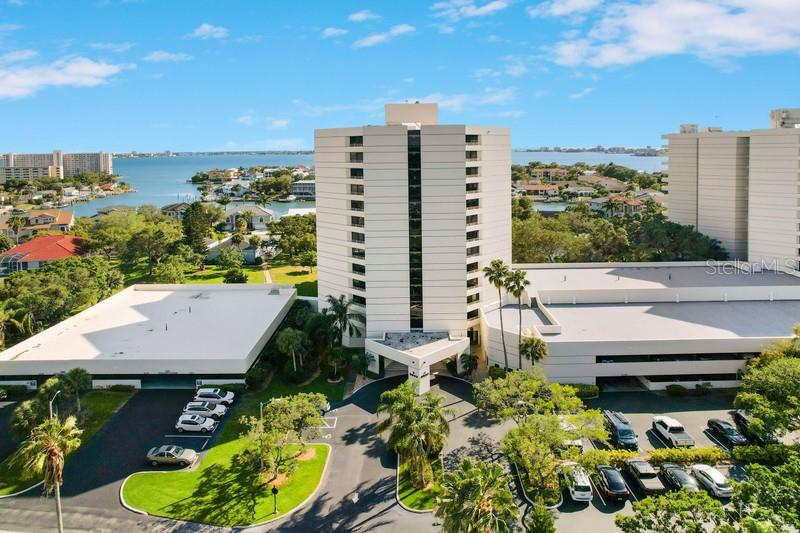 PELICAN BAY YACHT CLUB CONDO BLDG B - Residential