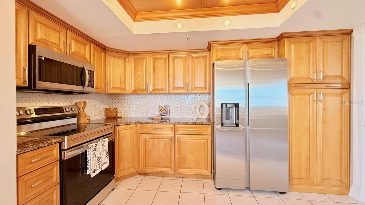 PELICAN BAY YACHT CLUB CONDO BLDG B - Residential