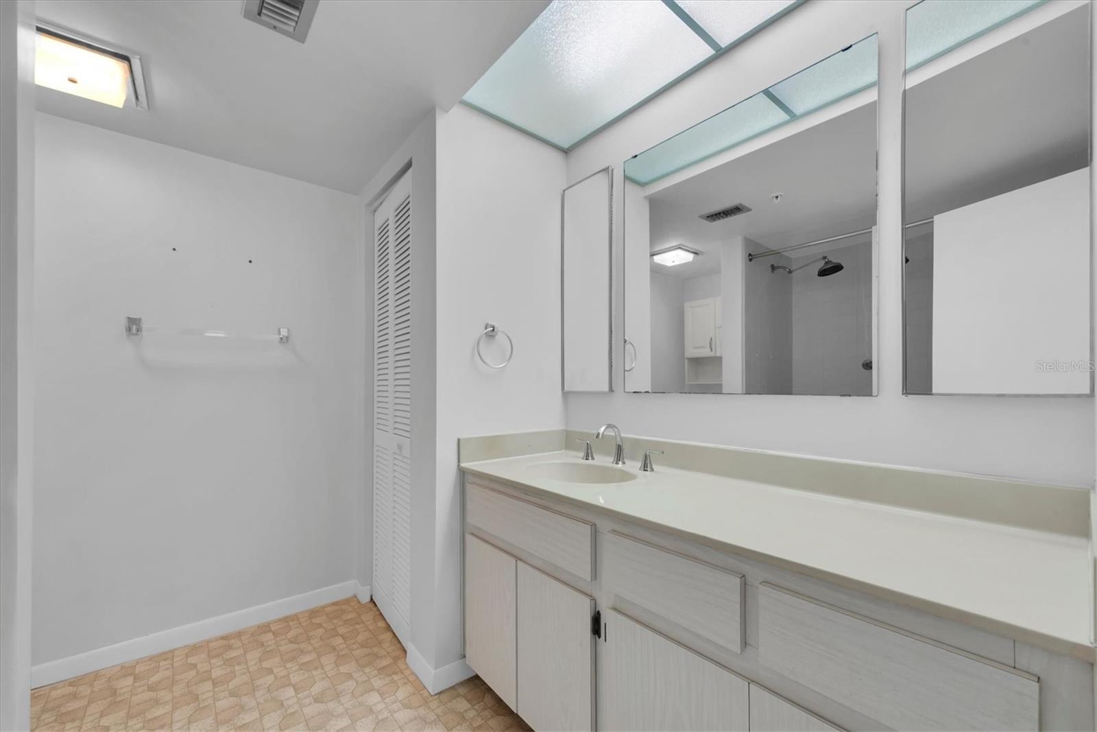 SAND KEY CONDO-SOUTH BEACH - Residential